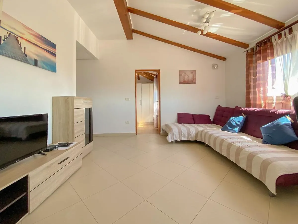 Sabina Apartment Novigrad  0*, Novigrad (Istria)
